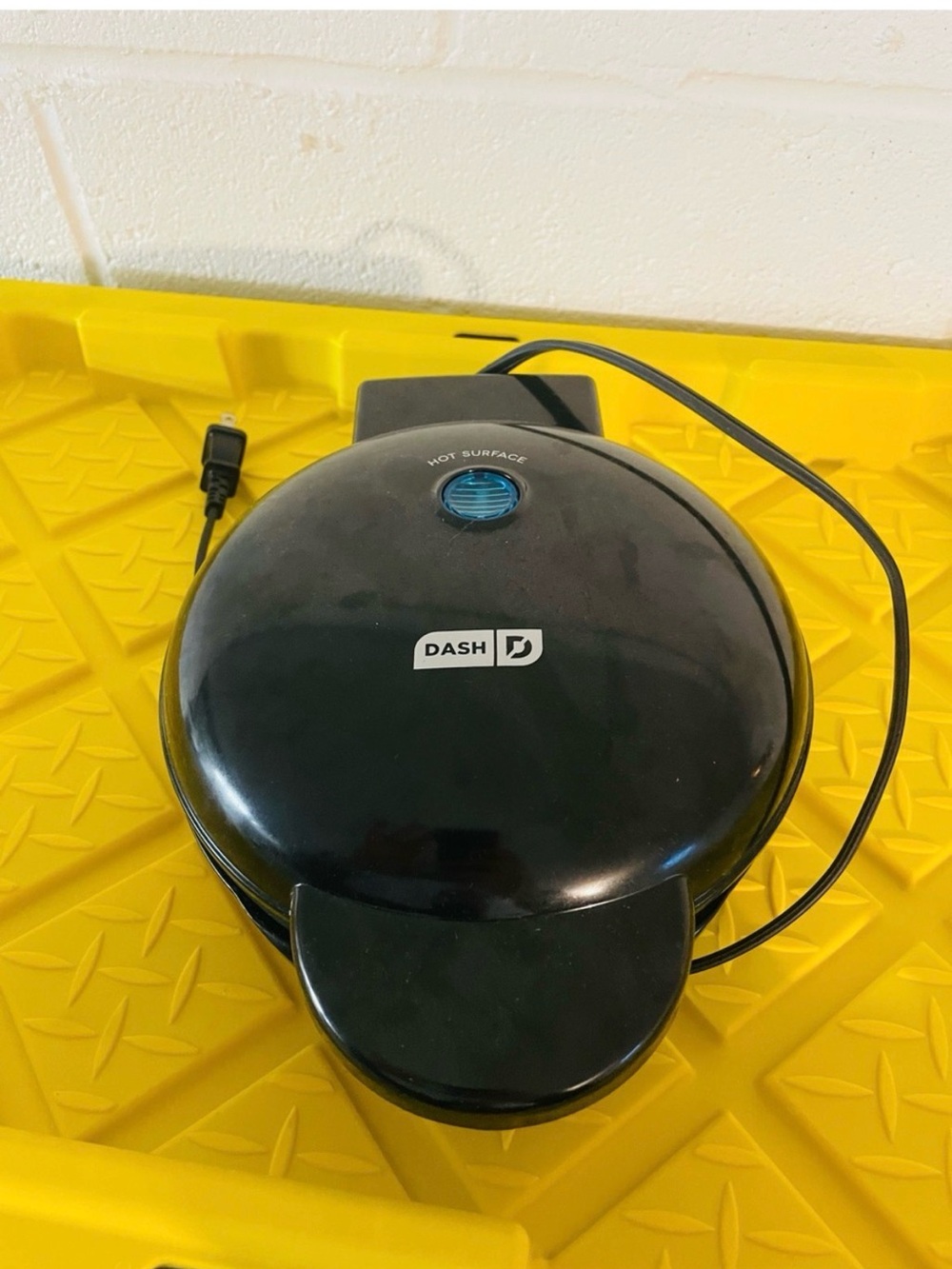 Dash Black Mini Waffle Maker - Compact Single-Serve Kitchen Tool